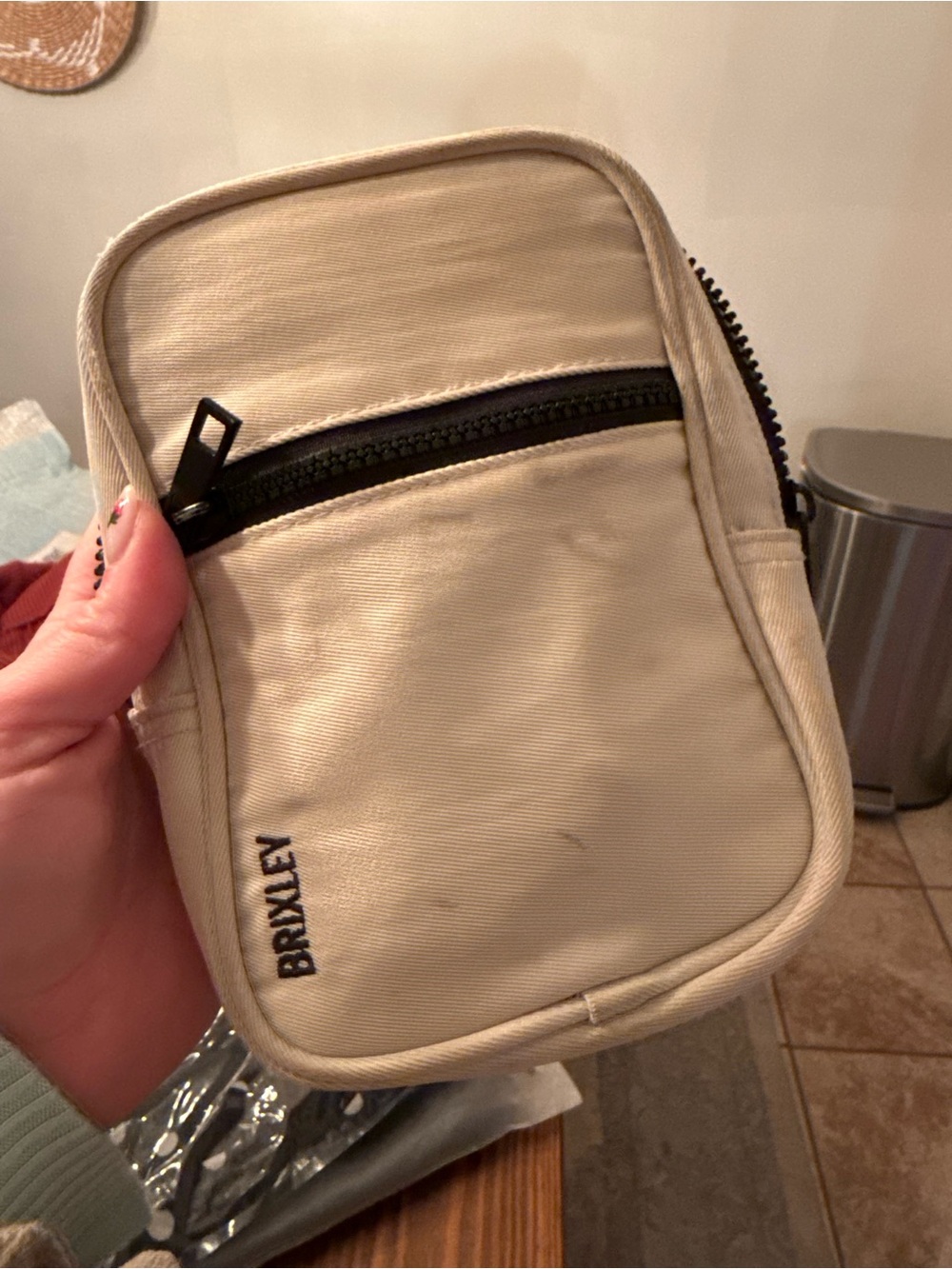 BRIXLEY Cream Crossbody Pouch – Compact Everyday Shoulder Bag